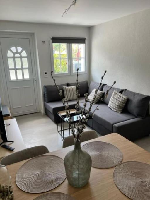 Appartement Douillet, Amenage Proche Riviera. Attalens エクステリア 写真
